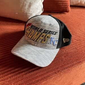 New Era Gray and Black 2015 World Series Champs Hat